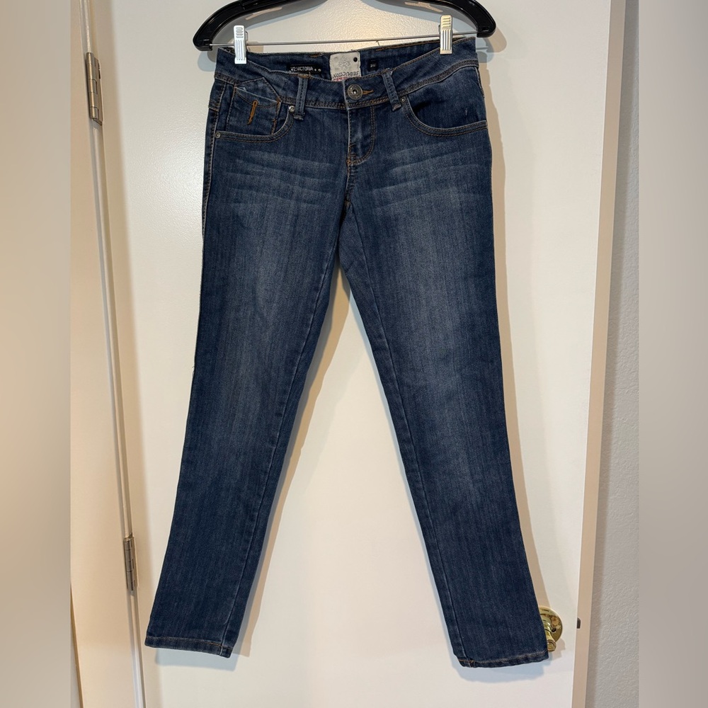 Ultra Low Rise Seduction V2:Victoria Moto Skinny Jeans Dark Wash Size 3/31 - Picture 2 of 6